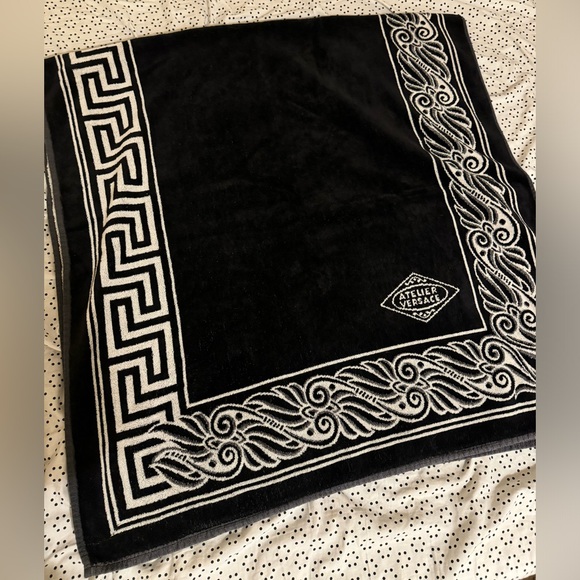 Very Rare Gianni Versace Baroque Optical Greca print Tshirt - Picture 9 of 9